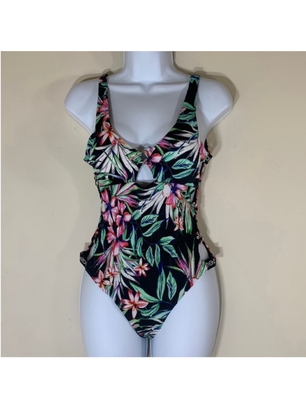 BEBE Tropical Floral Onepiece Swimsuit. Medium. NWT.